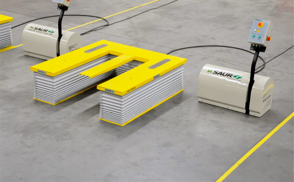 Plataformas Elevadoras SAUR – Fixa e Móvel
