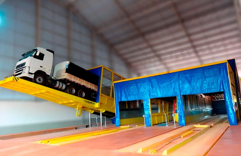 Cabine Interna de Captação de Pó – SAUR - Galeria