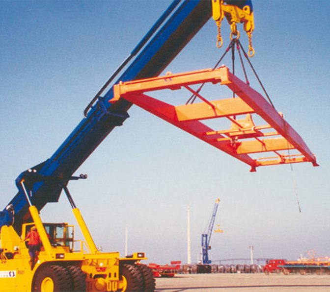 Spreader Mecânico para Container – SAUR